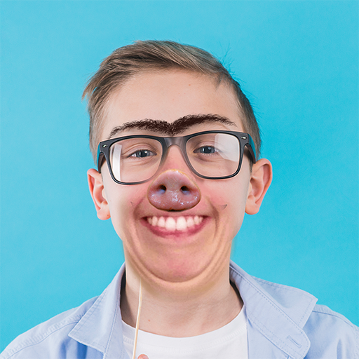 funny face photo montage maker(有趣的图片变脸相机)1.0安卓版