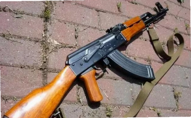 军火商(Gunsmith)配置需求界面,系统设置截图