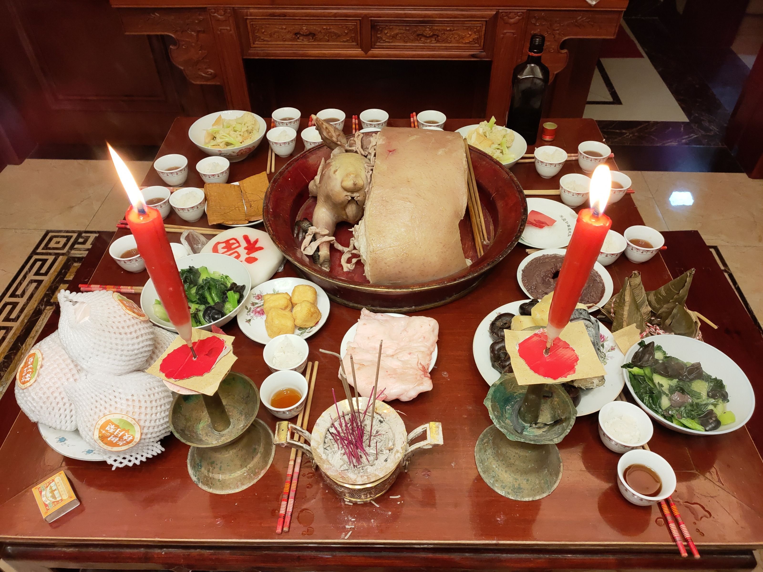 两双筷子祭奠亲人摆放讲究 插饭 供品