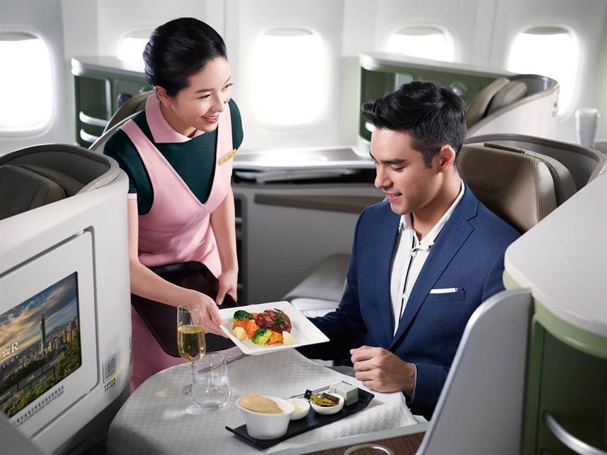 EVA AIR长荣航空客舱服务与餐食体验