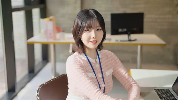 嘘美女拍摄中截图 嘘美女拍摄中截图